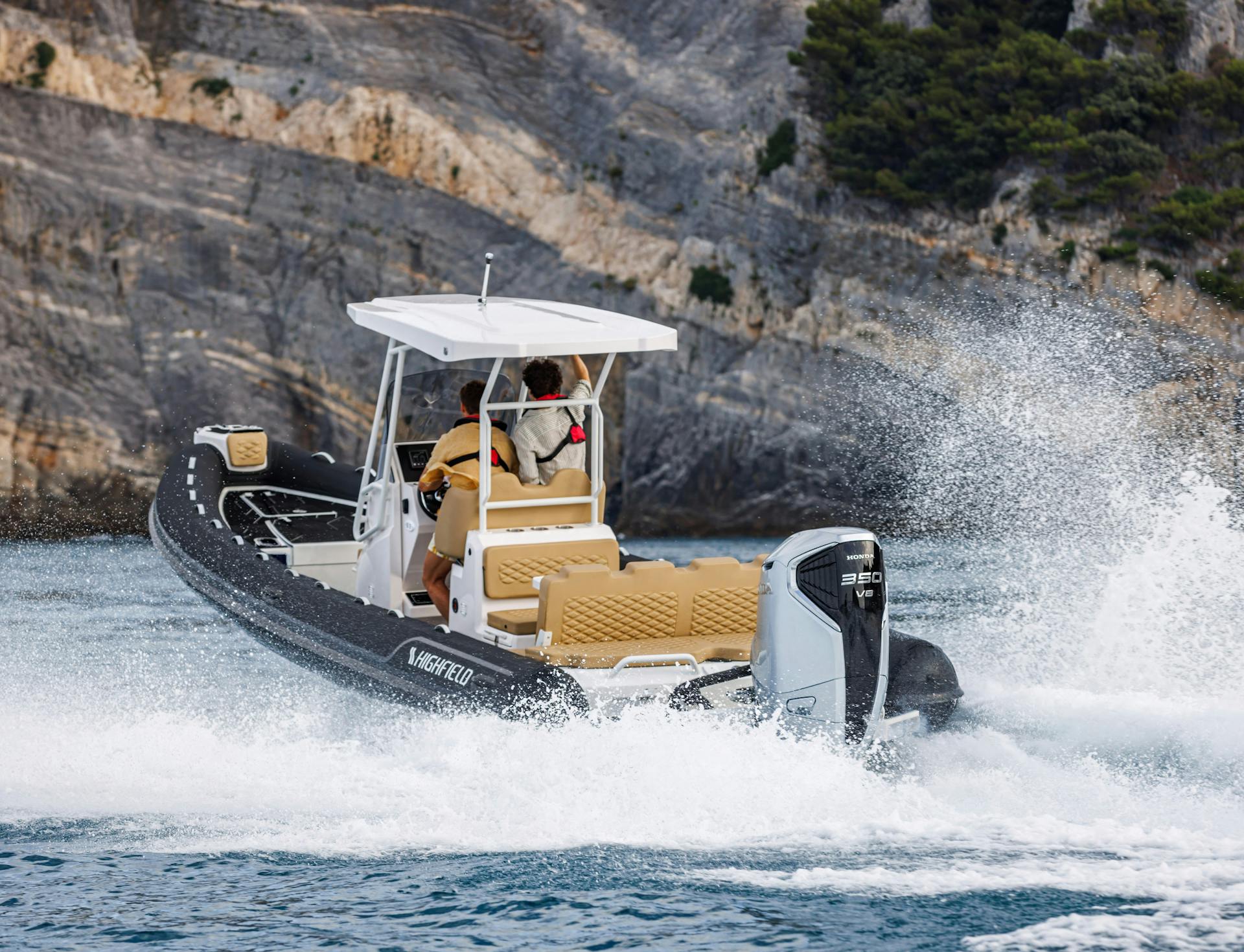 Honda Marine, ilk V8 Dıştan Takmalı Motoru BF350’yi Dünya Prömiyeriyle Tanıttı