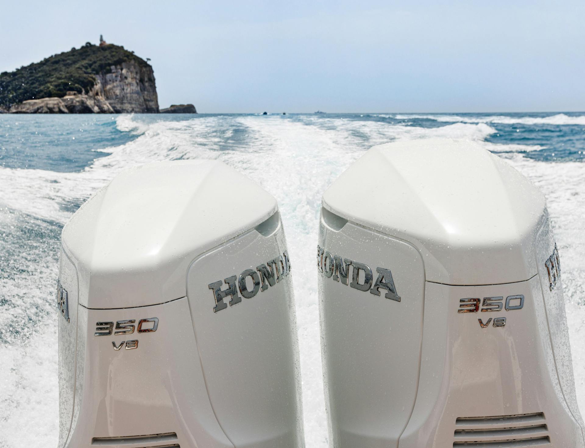 Honda Marine, ilk V8 Dıştan Takmalı Motoru BF350’yi Dünya Prömiyeriyle Tanıttı